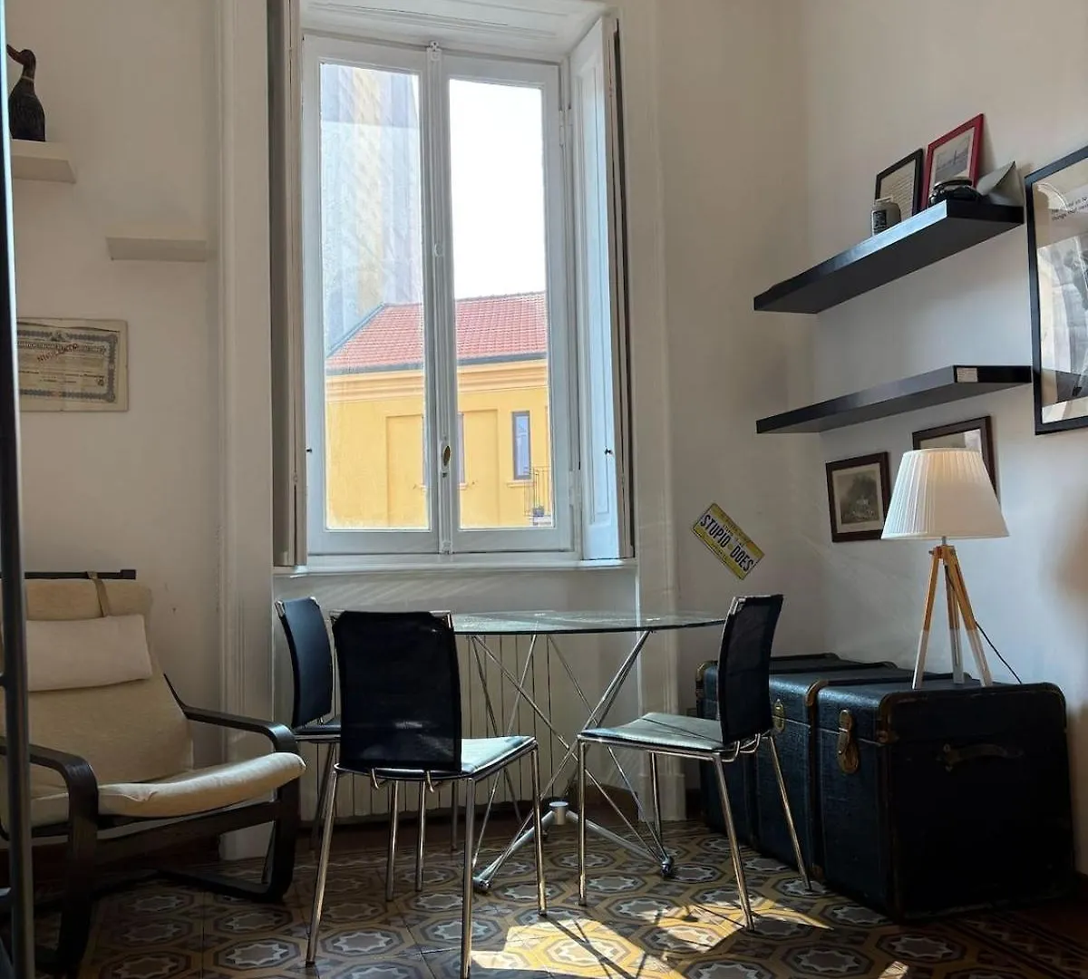 Historic Milanese Apartment 0*, Milan Italy